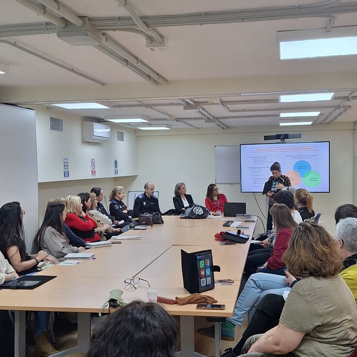 Imagen de recursos reunidos para la mejora de la calidad de vida de las personas mayores de distrito Salamanca